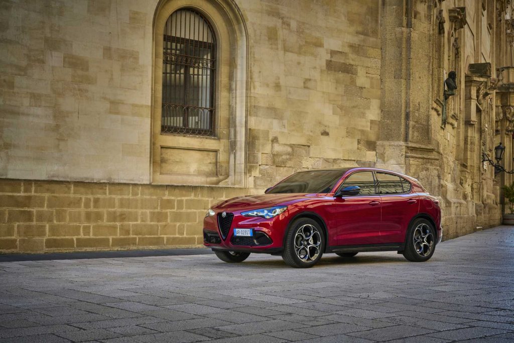 Stelvio rouge